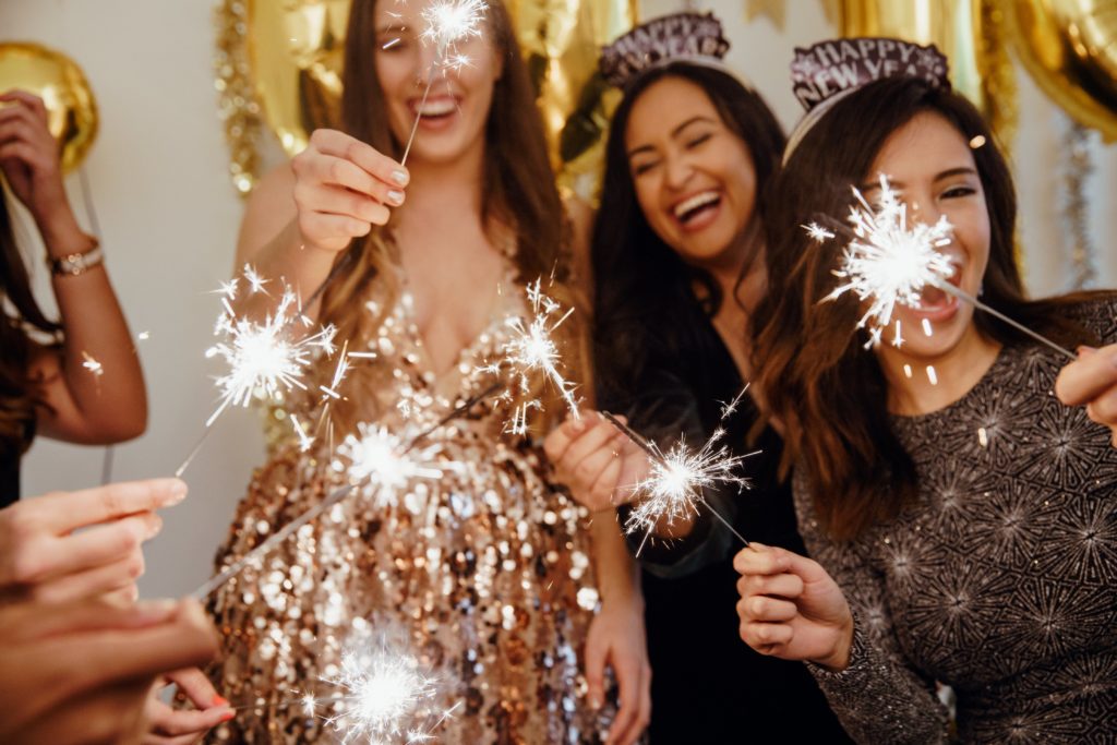 happy-new-year-sparklers_4460x4460