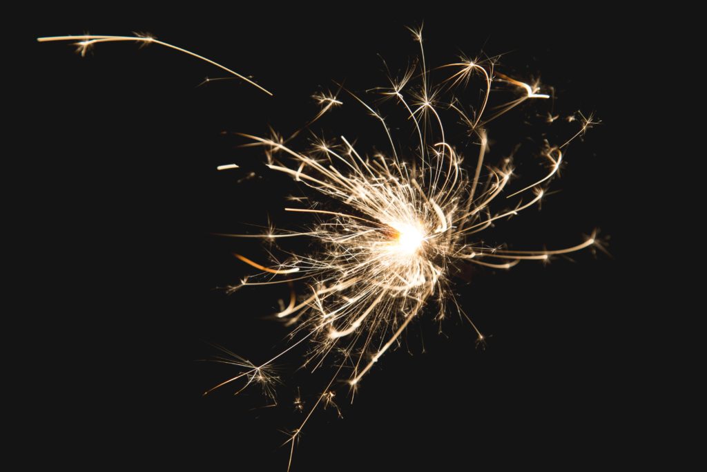 sparkler-at-night_4460x4460